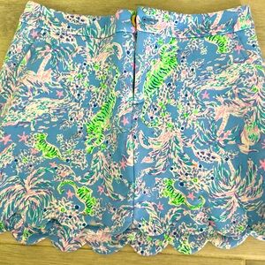 EUC Lilly Pulitzer multi pastel color skort size 0, animal pattern biker shorts